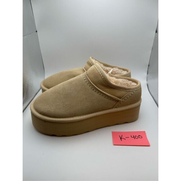 CUSHIONAIRE Women's Slip On Genuine Suede Cozy Mule Platform SIZE 8 SAND - Picture 3 of 7